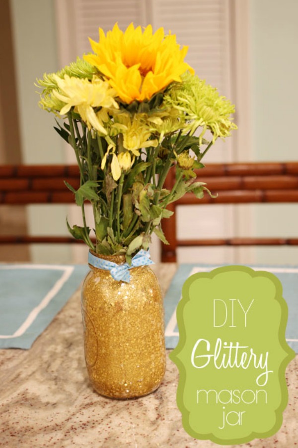 Want to make beautiful, decorative vases for your home on a small budget? Check out our DIY Glittery Mason Jars project here! 