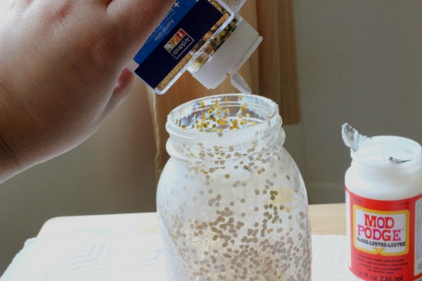 DIY-Glittery-Mason-Jar-6