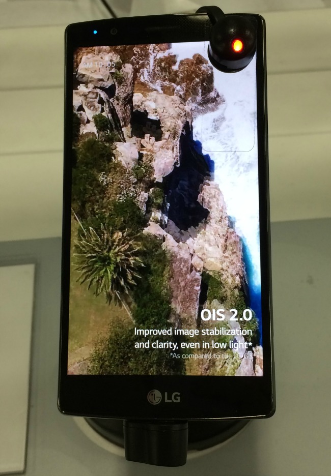 LG G4 front