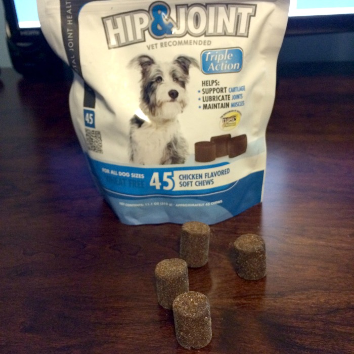 Looking for some awesome supplements for your favorite dog? See what we think of VetIQ Hip & Joint Chews & Minties Dental Treats here! 