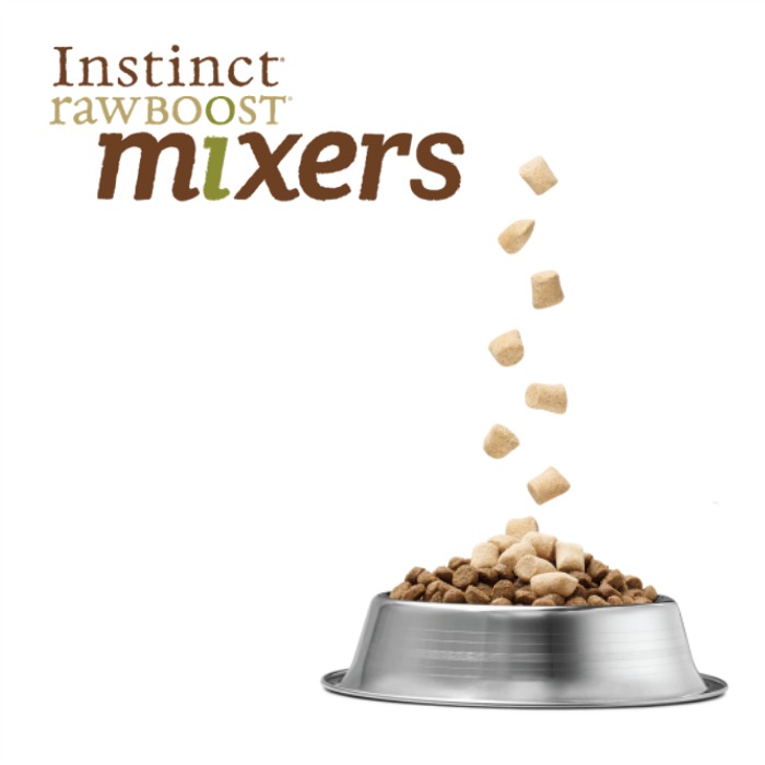 Looking for some all natural, freeze dried raw food to top your dogs food? See what we think of Instinct Raw Boost Mixers here! #mixitup #sponsored