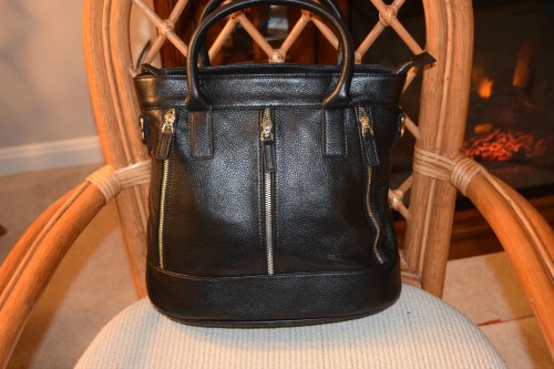 SUSU Handbags Crosby Black Leather Crossbody Purse Review & Giveaway ...