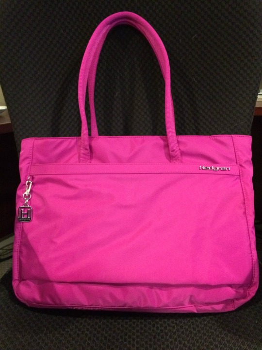 Hedgren Leah Tote is perfect for Spring & Summer! 