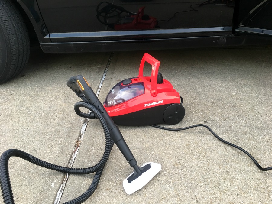 Looking for a way to clean your car without using expensive & toxic chemicals? See what we think of the AutoRight SteamMachine here!