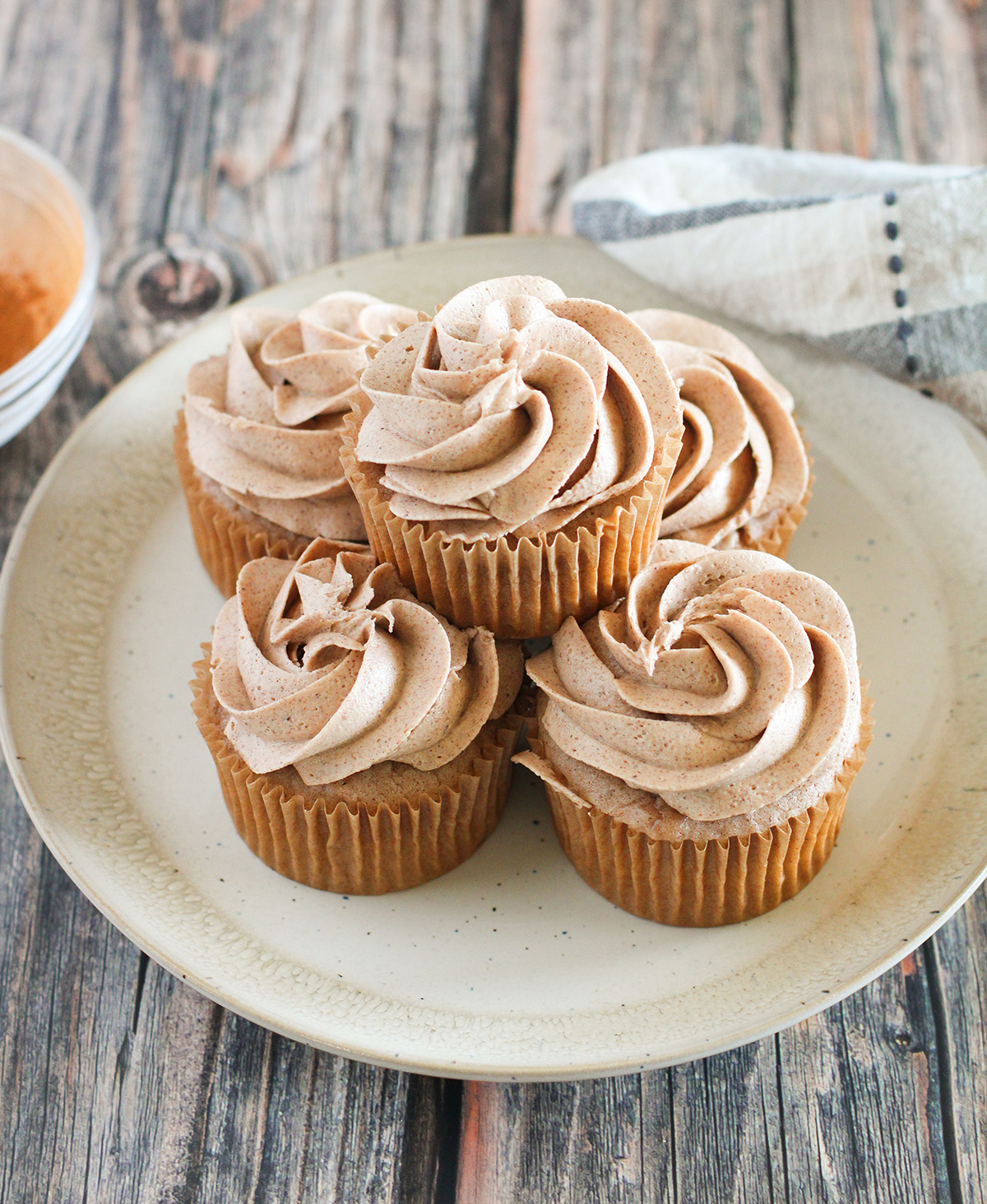 plate of Snickerdoodle Cupcakes