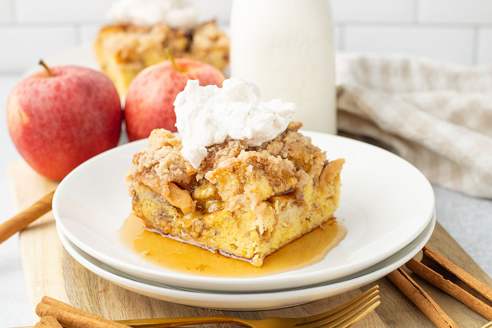 picture of freshly made french toast casserole made to taste like apple pie