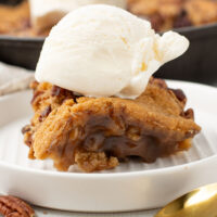 delicious homemade pecan pie cobbler