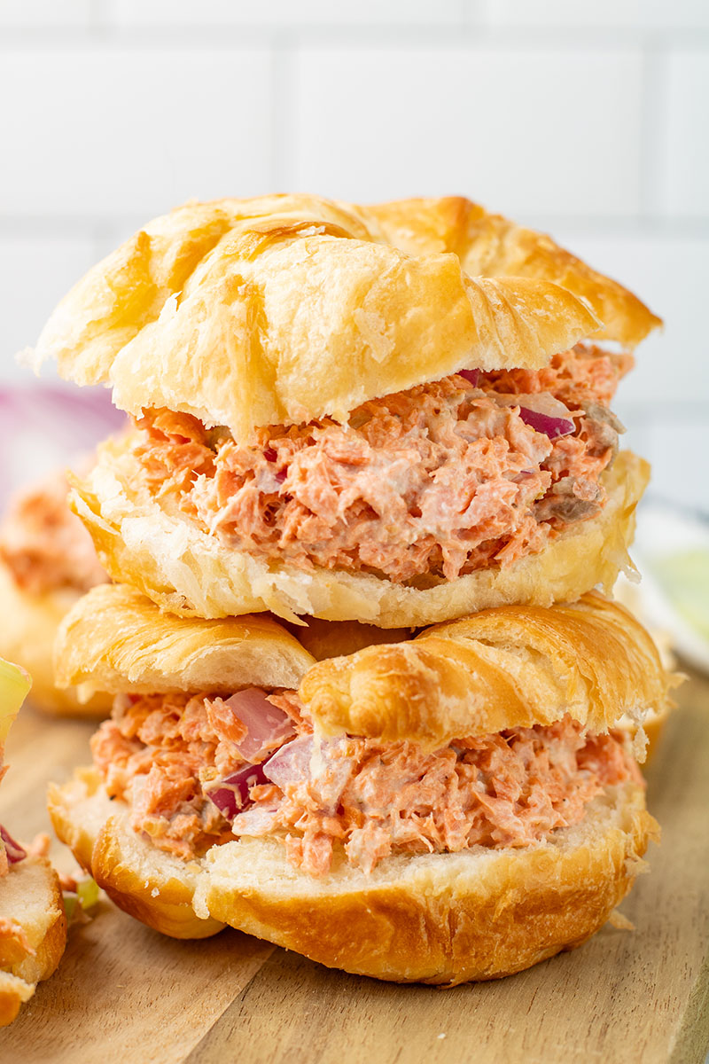 a delicious Air-Fried Salmon Salad sandwhich